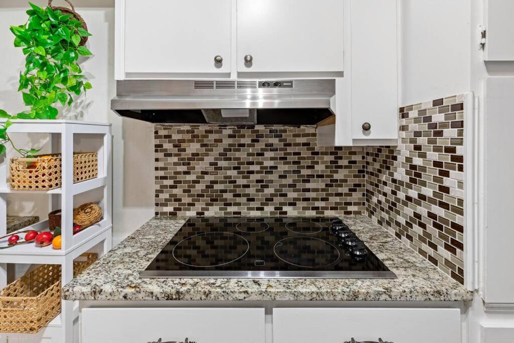 Cozy Buckhead Suite - Great Area, Free Easy Parking, Near Shops And Restaurants Atlanta Exterior foto